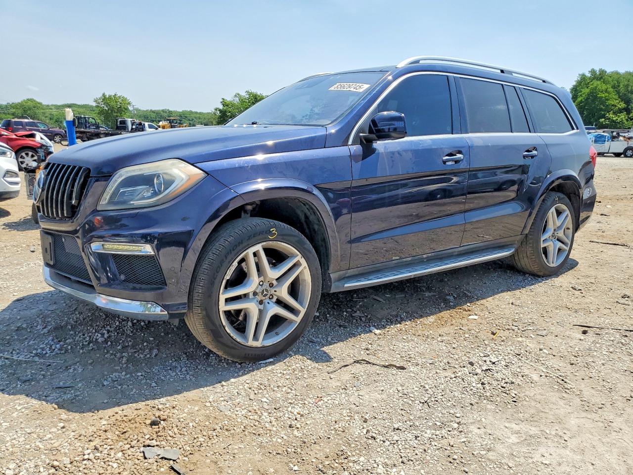 4JGDF7DE5GA641613 · 2016 MERCEDES-BENZ GL