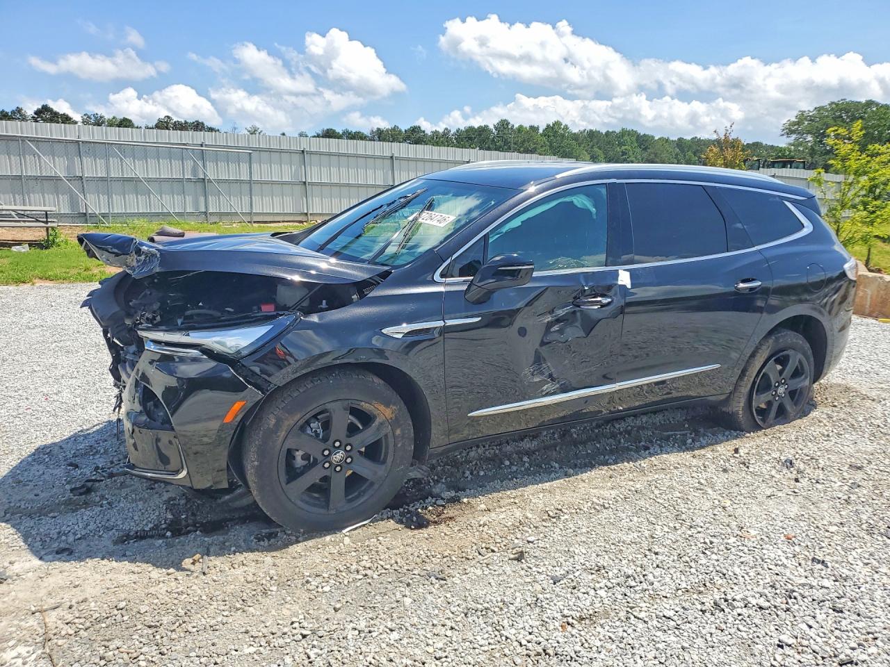 5GAERBKWXPJ135033 · 2023 BUICK ENCLAVE