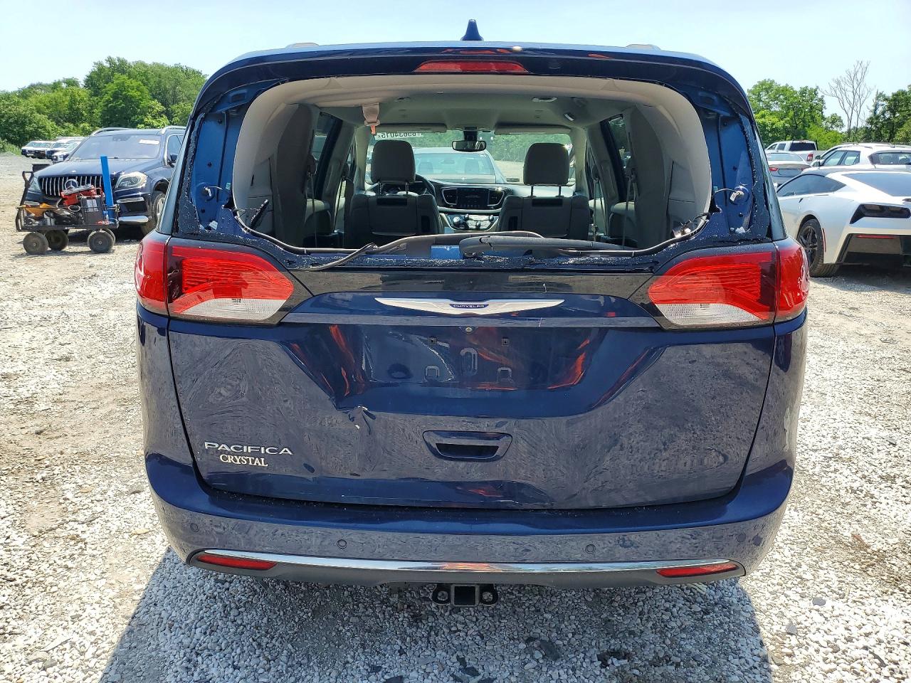 2C4RC1EG5JR189150 · 2018 CHRYSLER PACIFICA · 5/12