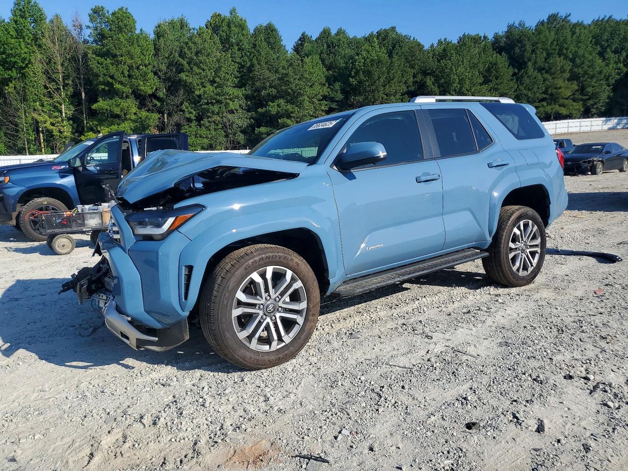 JTEVA5BR1S5058096 · 2025 TOYOTA 4RUNNER