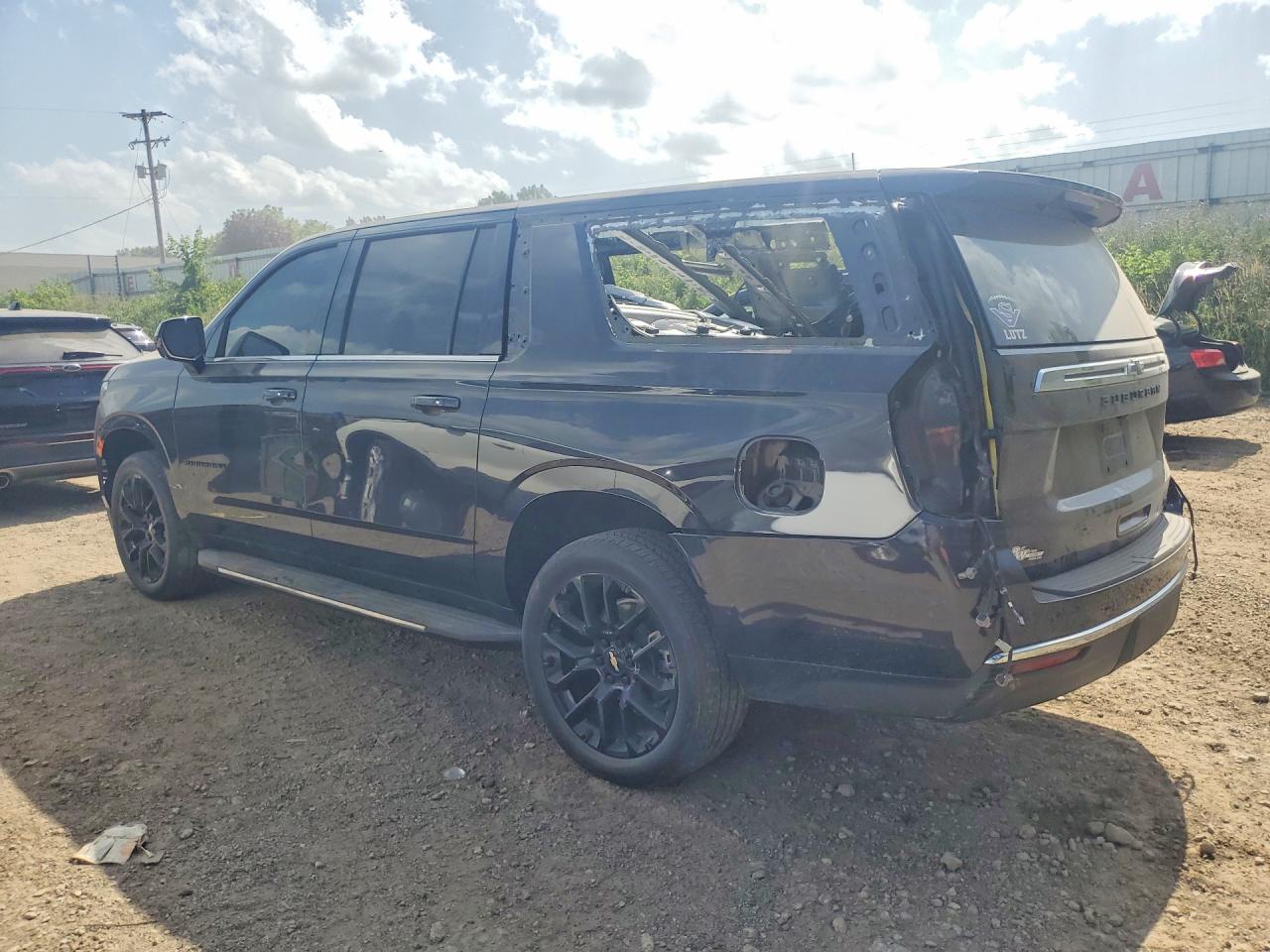 1GNSKCKD2PR136518 · 2023 CHEVROLET SUBURBAN · 2/14