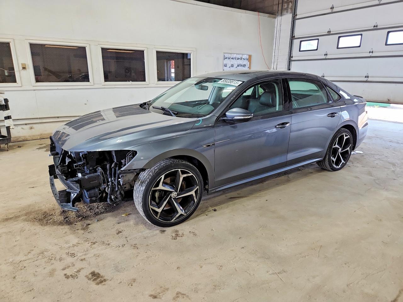 1VWMA7A38LC013496 · 2020 VOLKSWAGEN PASSAT