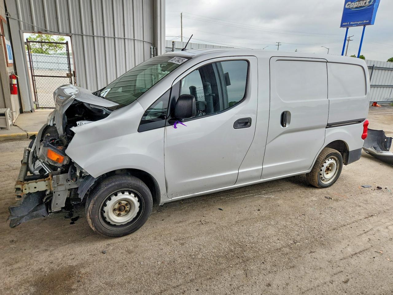 3N6CM0KN9HK709215 · 2017 NISSAN NV200