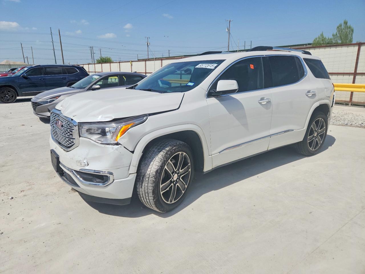 1GKKNPLS5JZ157833 · 2018 GMC ACADIA