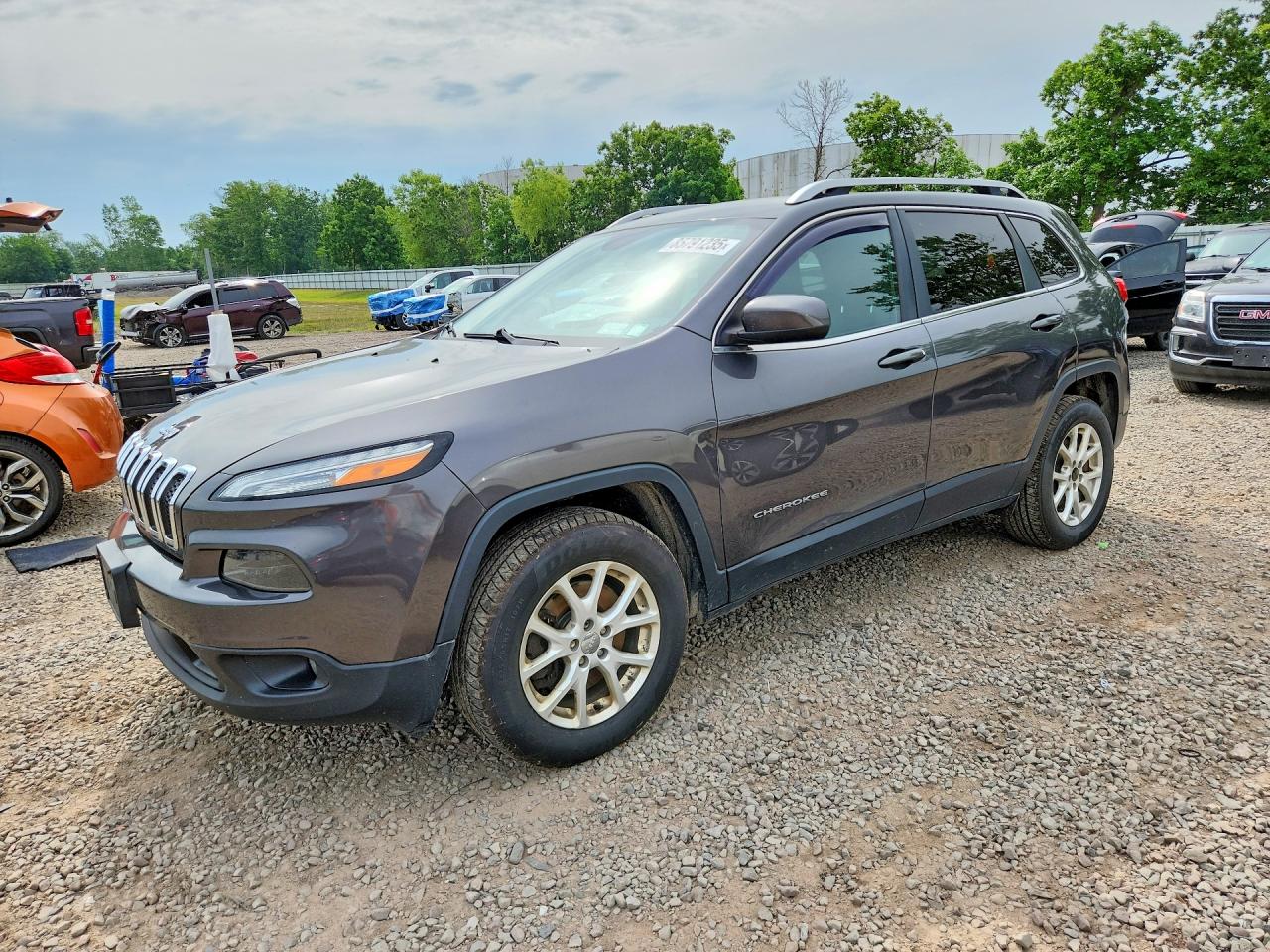 1C4PJMCS2GW170349 · 2016 JEEP CHEROKEE