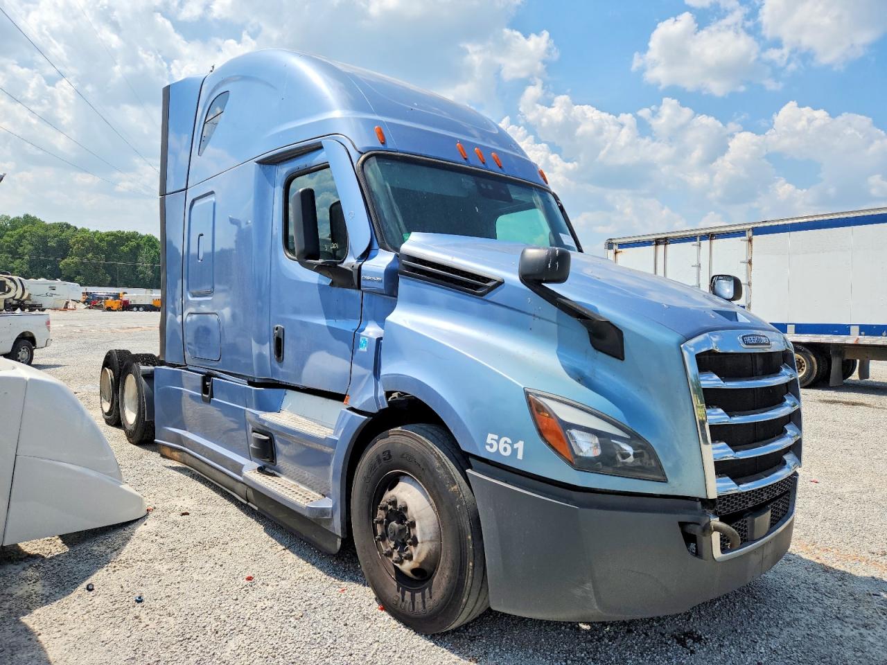 2022 FREIGHTLINER CASCADIA 126