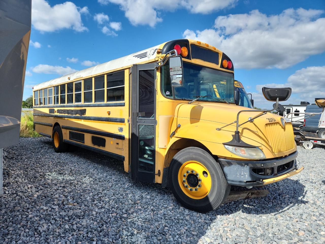 4DRBUSKN9DB199184 · 2013 IC CORPORATION CE SERIES SCHOOL