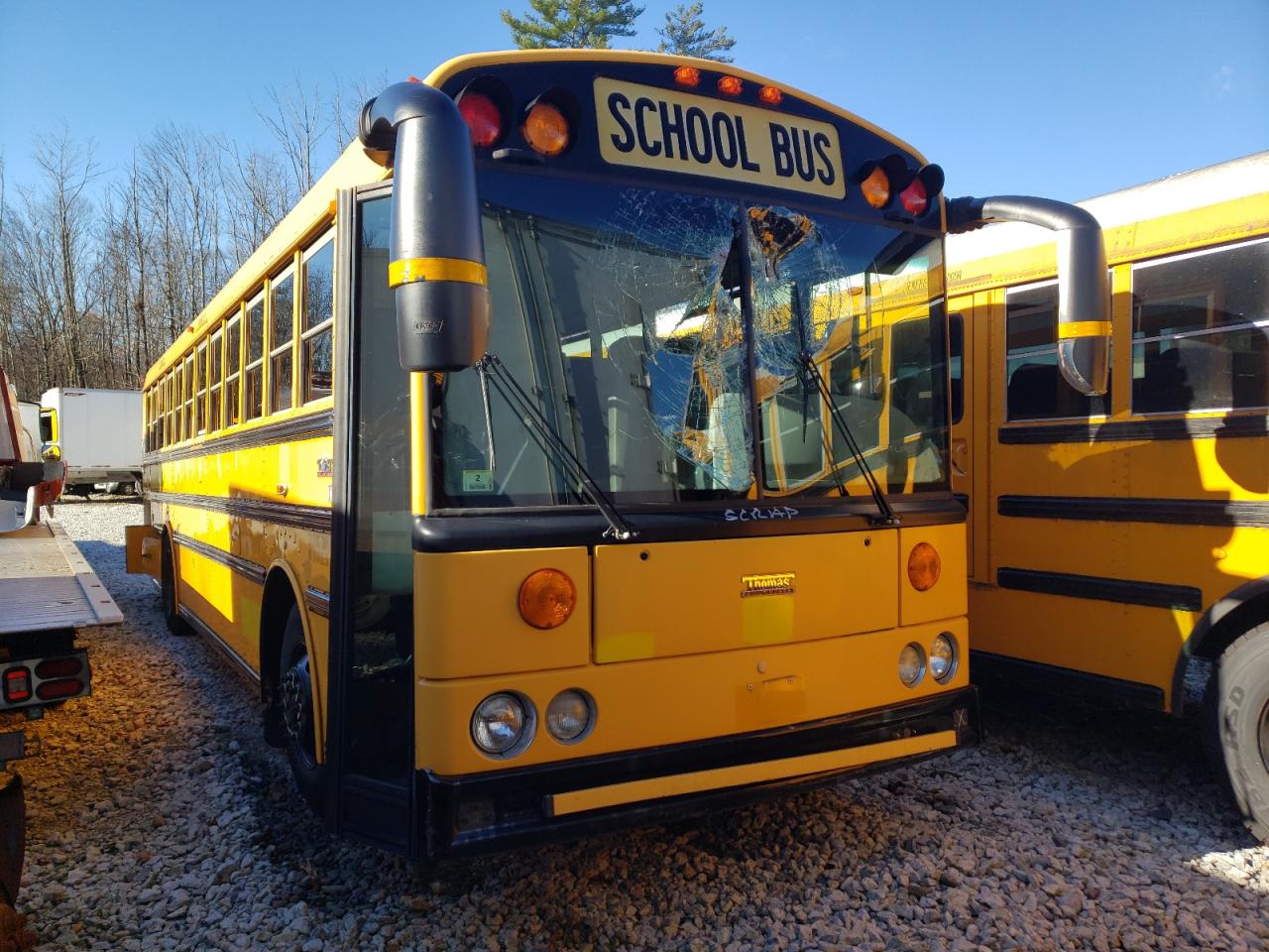 1T7YN4E29C1149997 · 2012 THOMAS SAF-T-LINER HDX