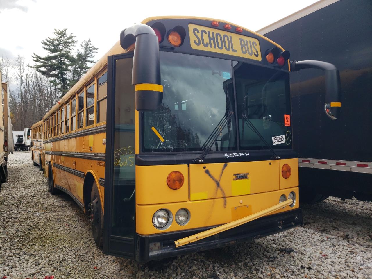 1T7YN4E22C1150098 · 2012 THOMAS SAF-T-LINER HDX