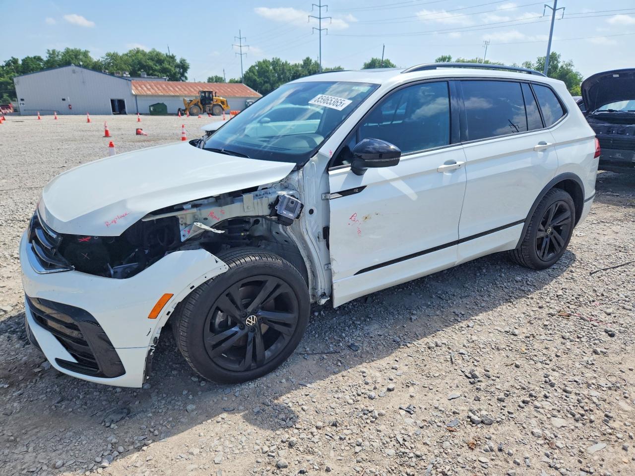 3VVCB7AX0PM134849 · 2023 VOLKSWAGEN TIGUAN