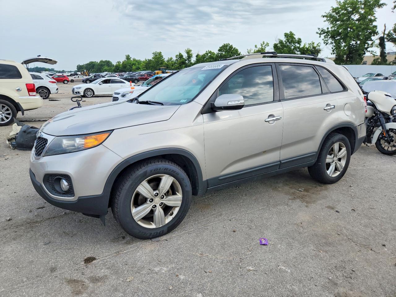 5XYKU3A64DG332704 · 2013 KIA SORENTO