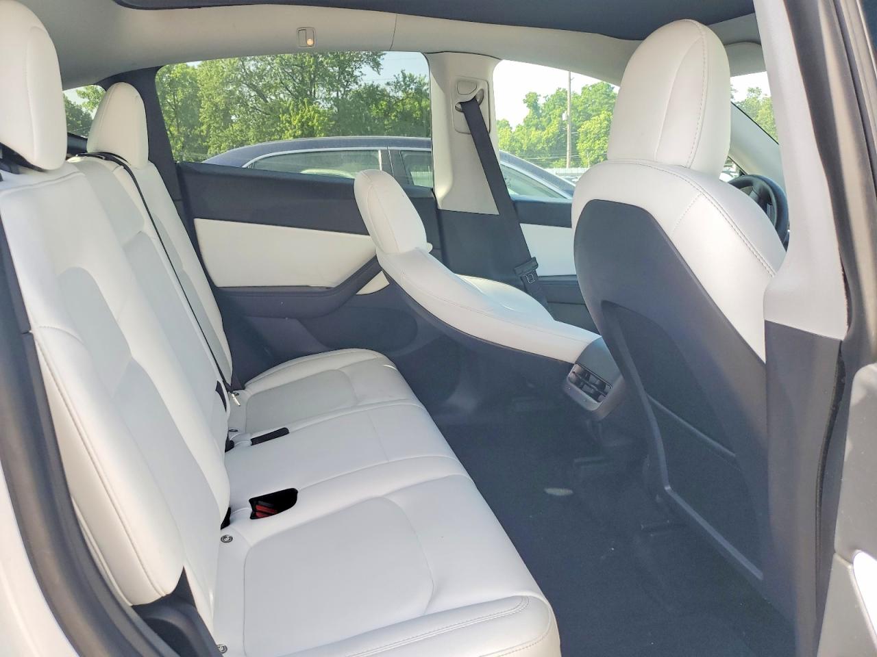 5YJYGDEE0MF195471 · 2021 TESLA MODEL Y · 10/12