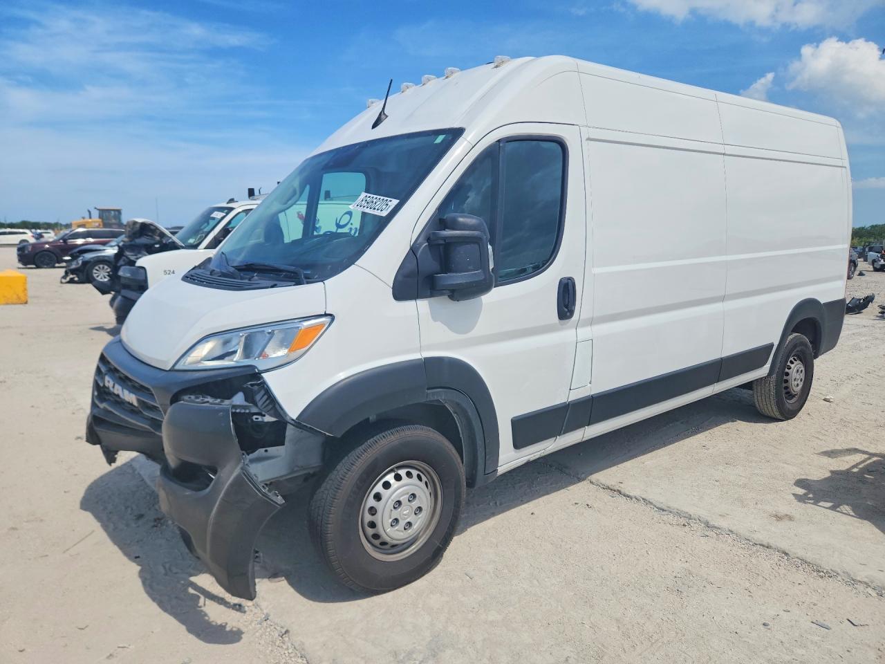 3C6LRVDG7RE141246 · 2024 RAM PROMASTER 2500