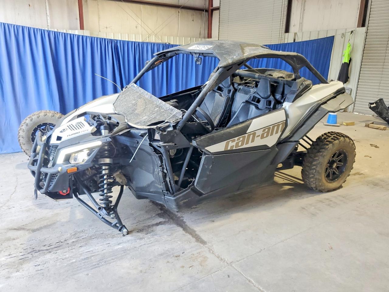 3JBVGAV42PE002338 · 2023 CAN-AM MAVERICK X3 · 2/10