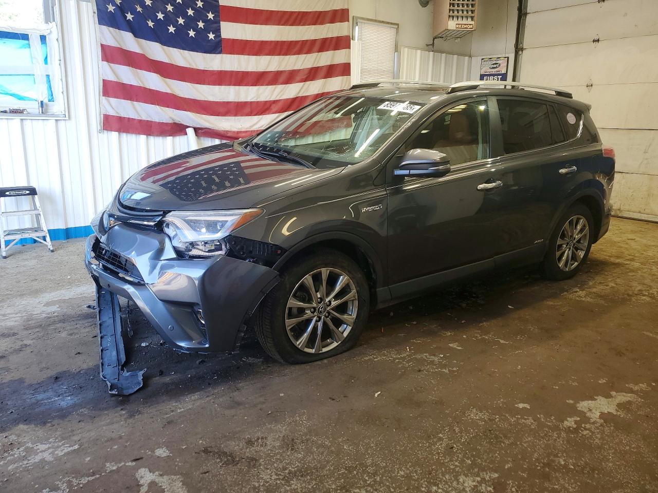 JTMDJREV9HD117751 · 2017 TOYOTA RAV4 HV
