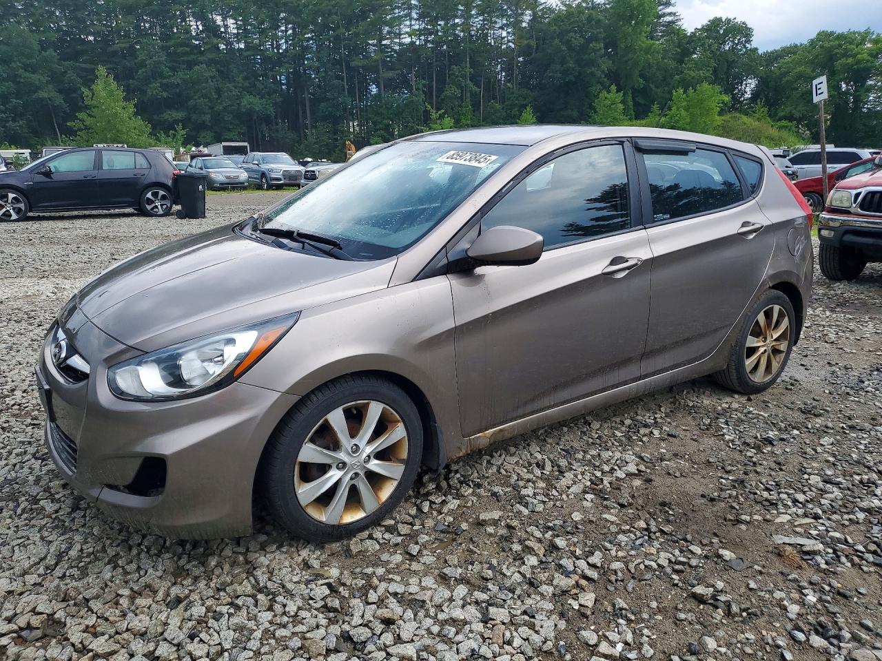 KMHCU5AE1CU012725 · 2012 HYUNDAI ACCENT