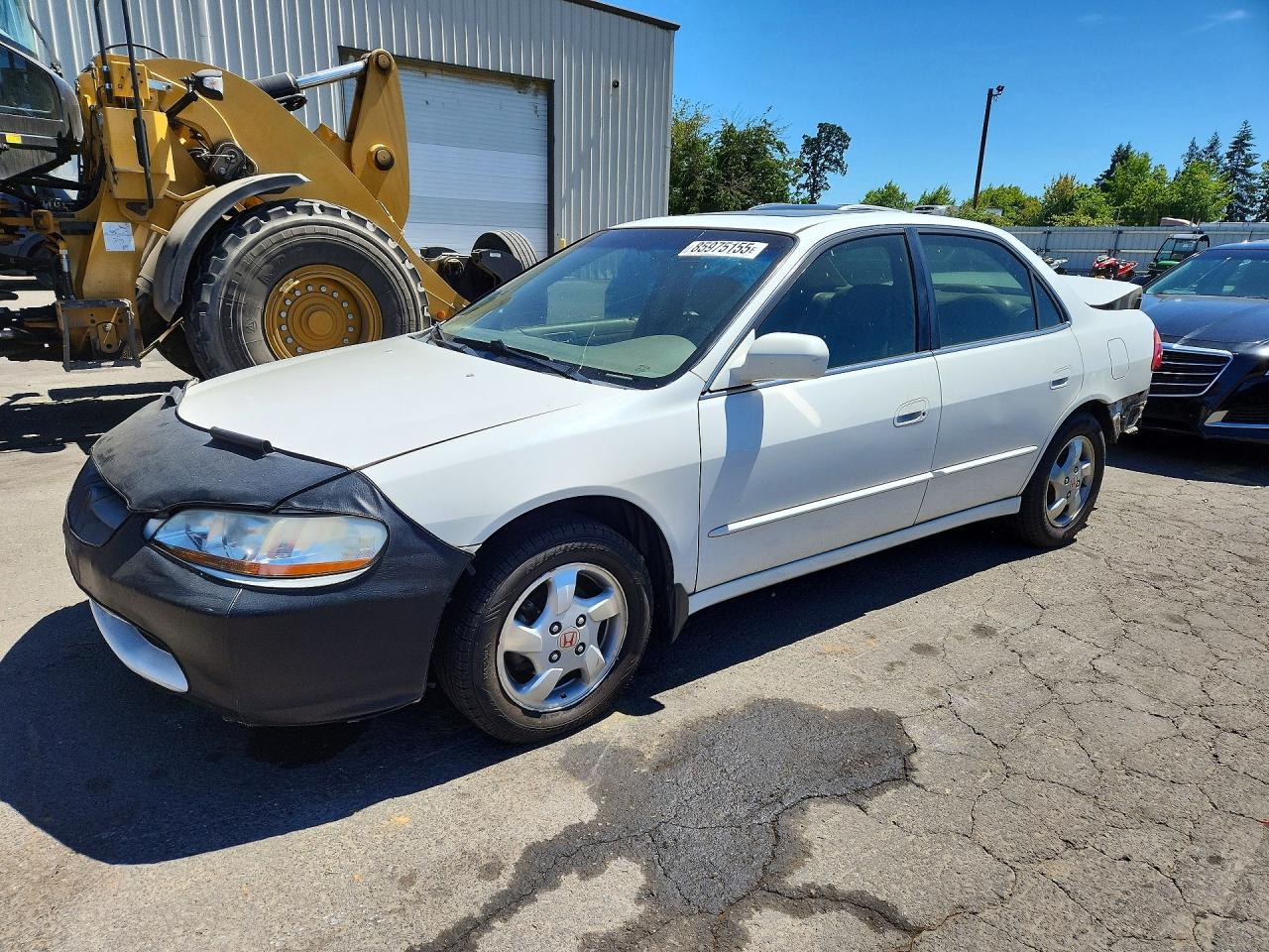 1HGCG5652WA130486 · 1998 HONDA ACCORD