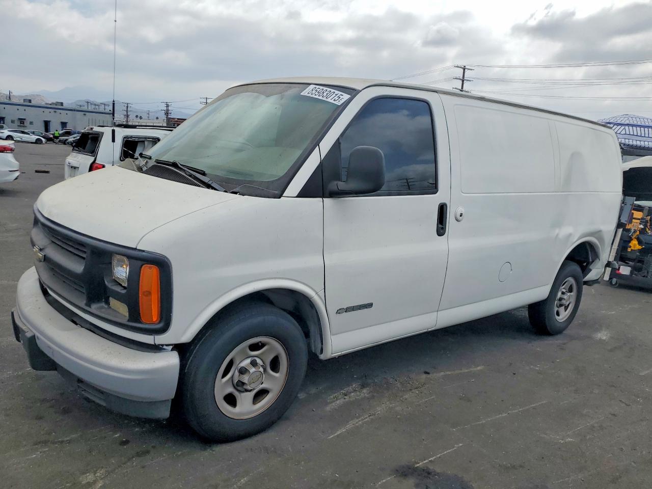 1GCFG25W811164672 · 2001 CHEVROLET EXPRESS