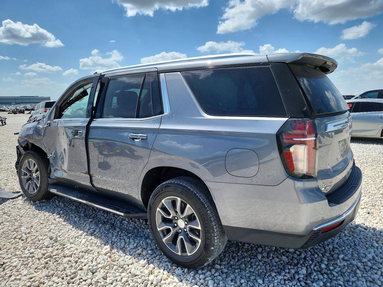 1GNSCNKD9NR252448 · 2022 CHEVROLET TAHOE · 2/13