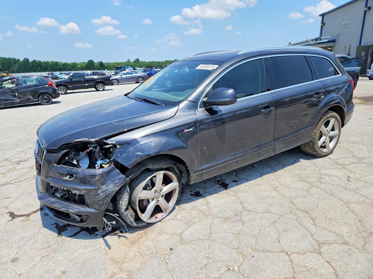 2011 AUDI Q7