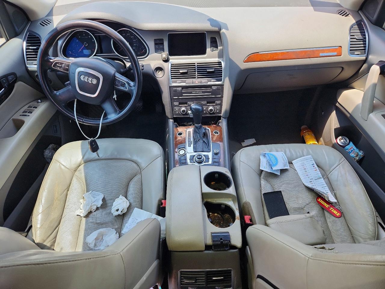 WA1DGBFE1BD002809 · 2011 AUDI Q7 · 8/13