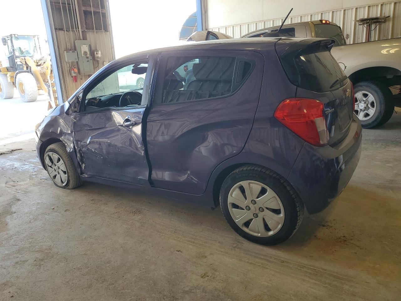 KL8CB6SA9HC790692 · 2017 CHEVROLET SPARK · 2/12