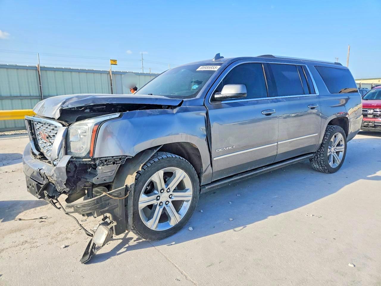1GKS2HKJXKR263882 · 2019 GMC YUKON XL