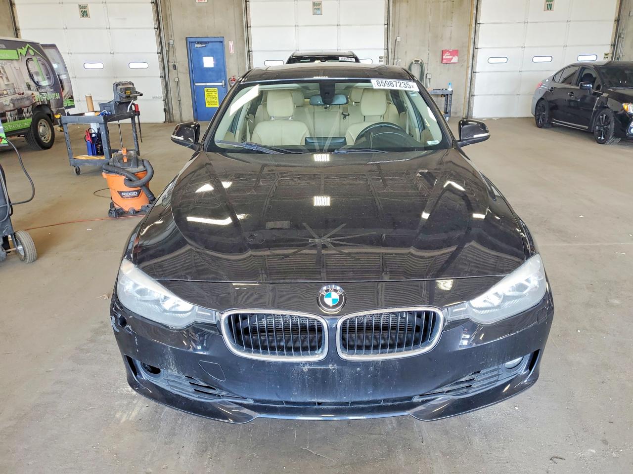 WBA3B3C57DF542003 · 2013 BMW 328 · 5/12