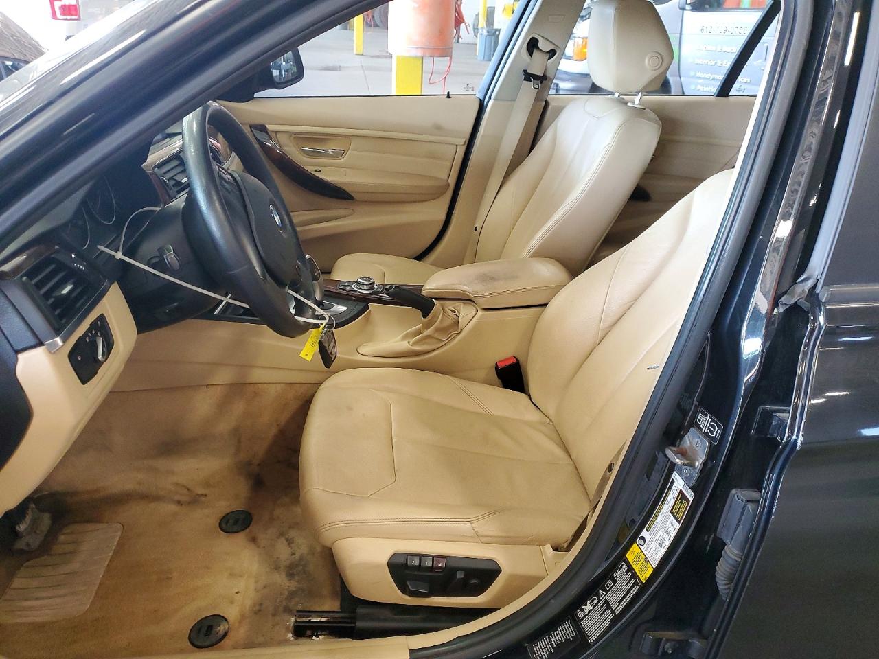 WBA3B3C57DF542003 · 2013 BMW 328 · 7/12