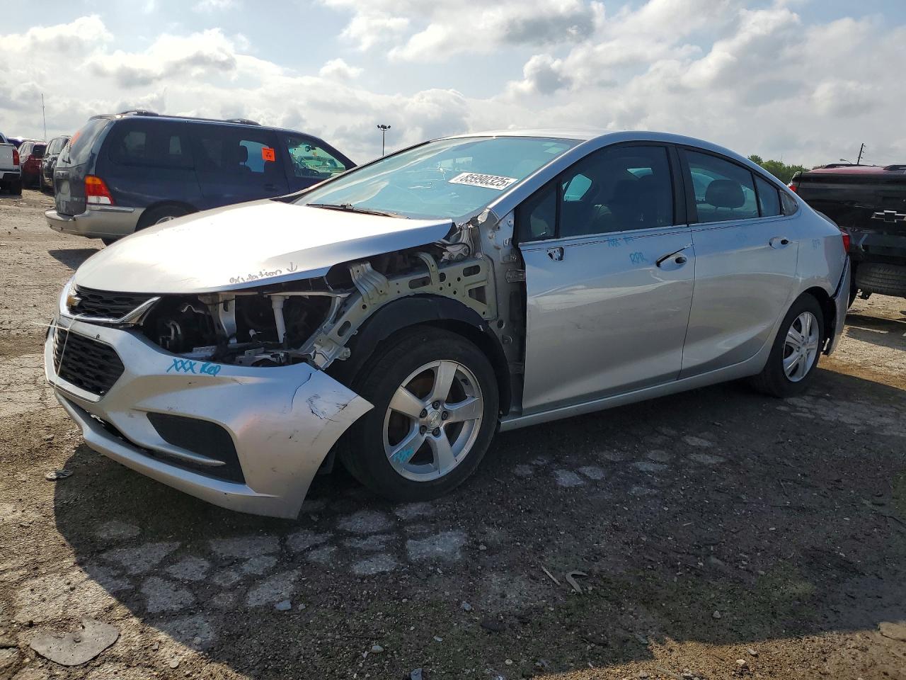 1G1BC5SM4H7156261 · 2017 CHEVROLET CRUZE