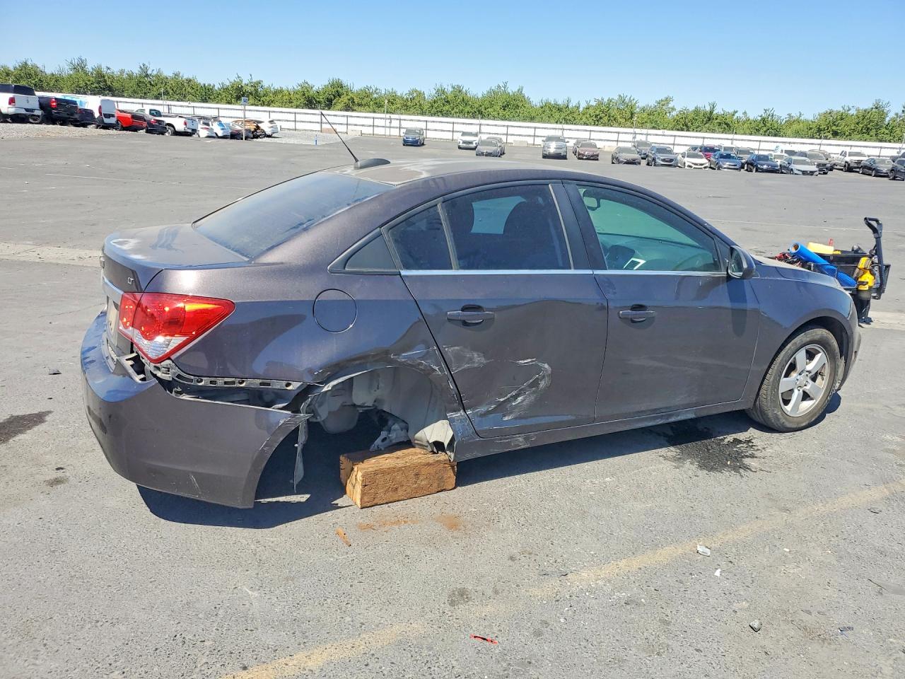 1G1PE5SBXG7111922 · 2016 CHEVROLET CRUZE LIMITED · 3/13
