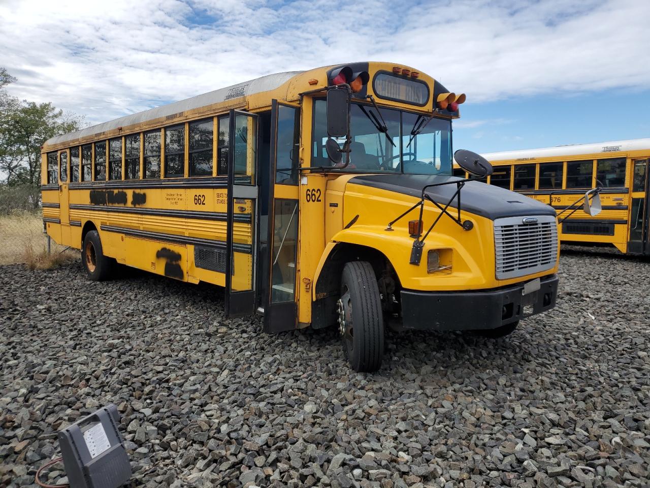 4UZAAXCS84CM20919 · 2004 THOMABUSES BUS