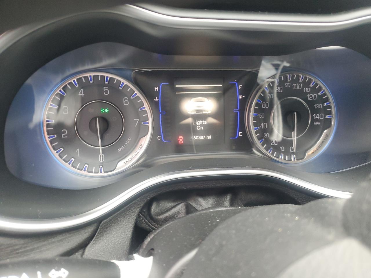 1C3CCCAB4FN689286 · 2015 CHRYSLER 200 · 9/12