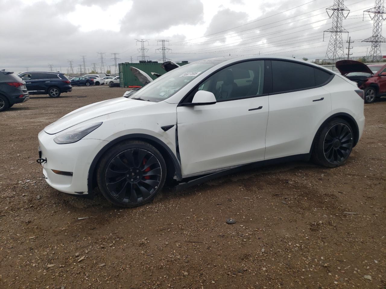 7SAYGDEF5NF516109 · 2022 TESLA MODEL Y