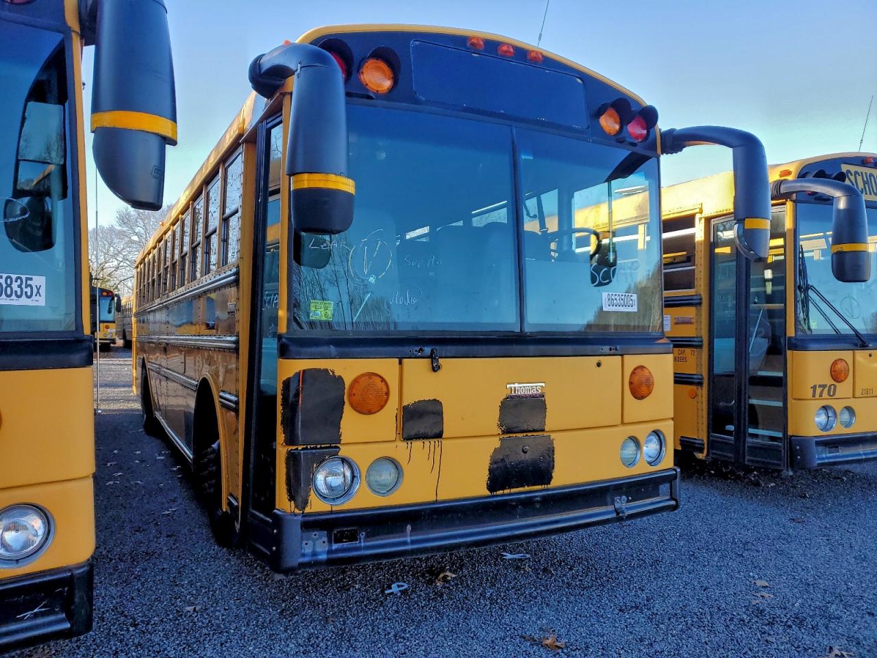 1T7YN4E21C1149993 · 2012 THOMAS SAF-T-LINER HDX