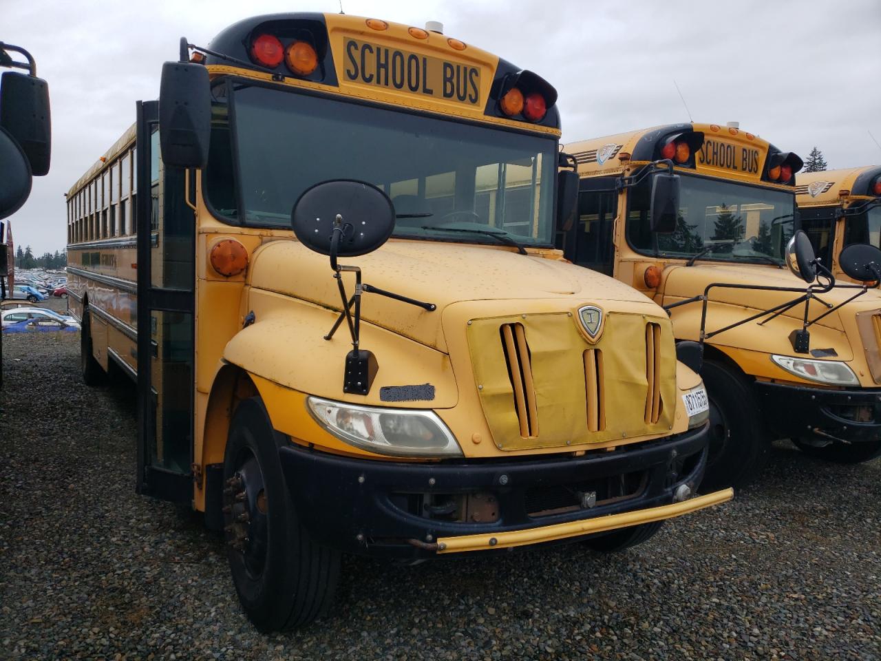 4DRBUSKNX9B102095 · 2009 IC CORPORATION CE SERIES SCHOOL