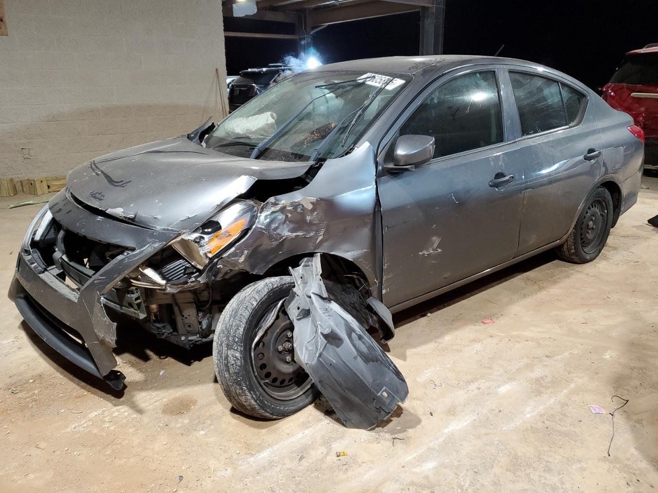 2016 NISSAN VERSA