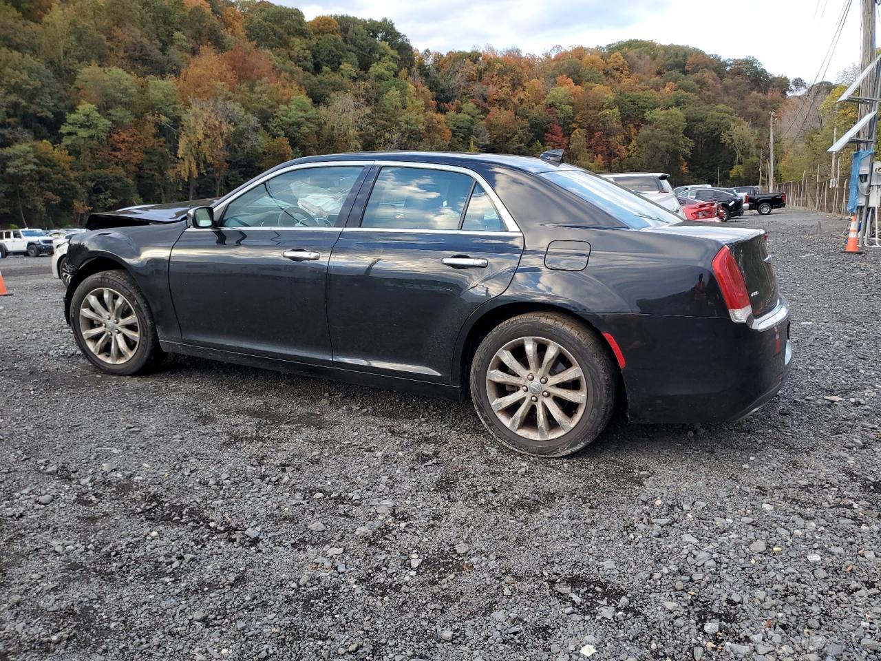 2C3CCAKG1FH808547 · 2015 CHRYSLER 300C · 2/12