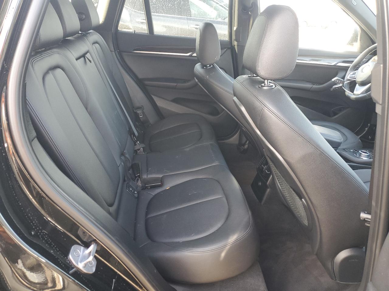 WBXHT3C36H5F84569 · 2017 BMW X1 · 10/13