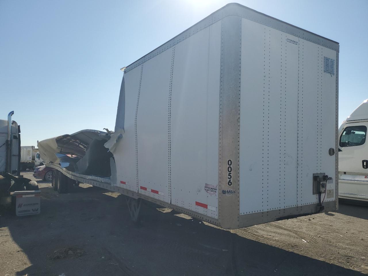 1JJV532D0JL050056 · 2018 WABASH DURAPLAT