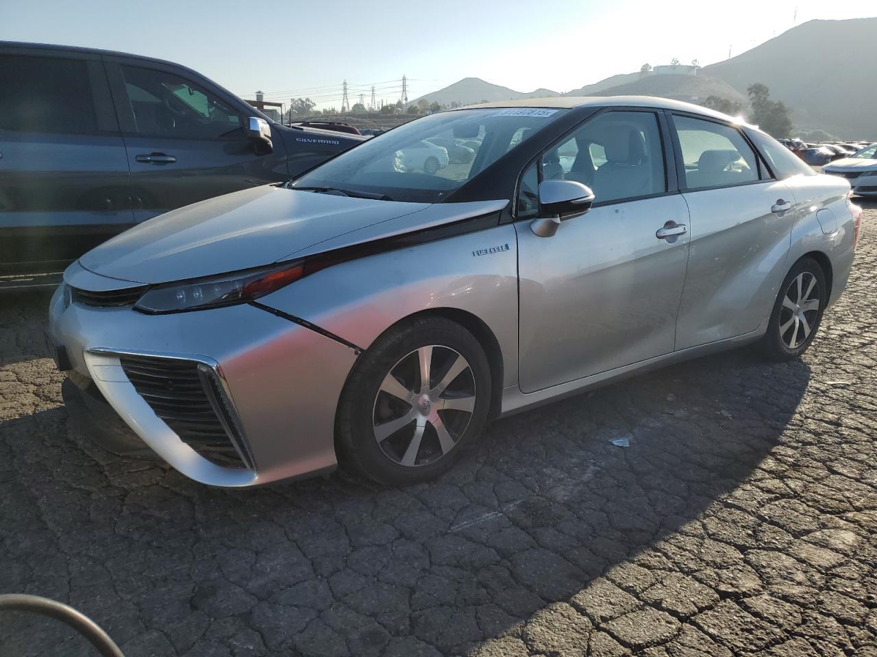 JTDBVRBD3HA002538 · 2017 TOYOTA MIRAI