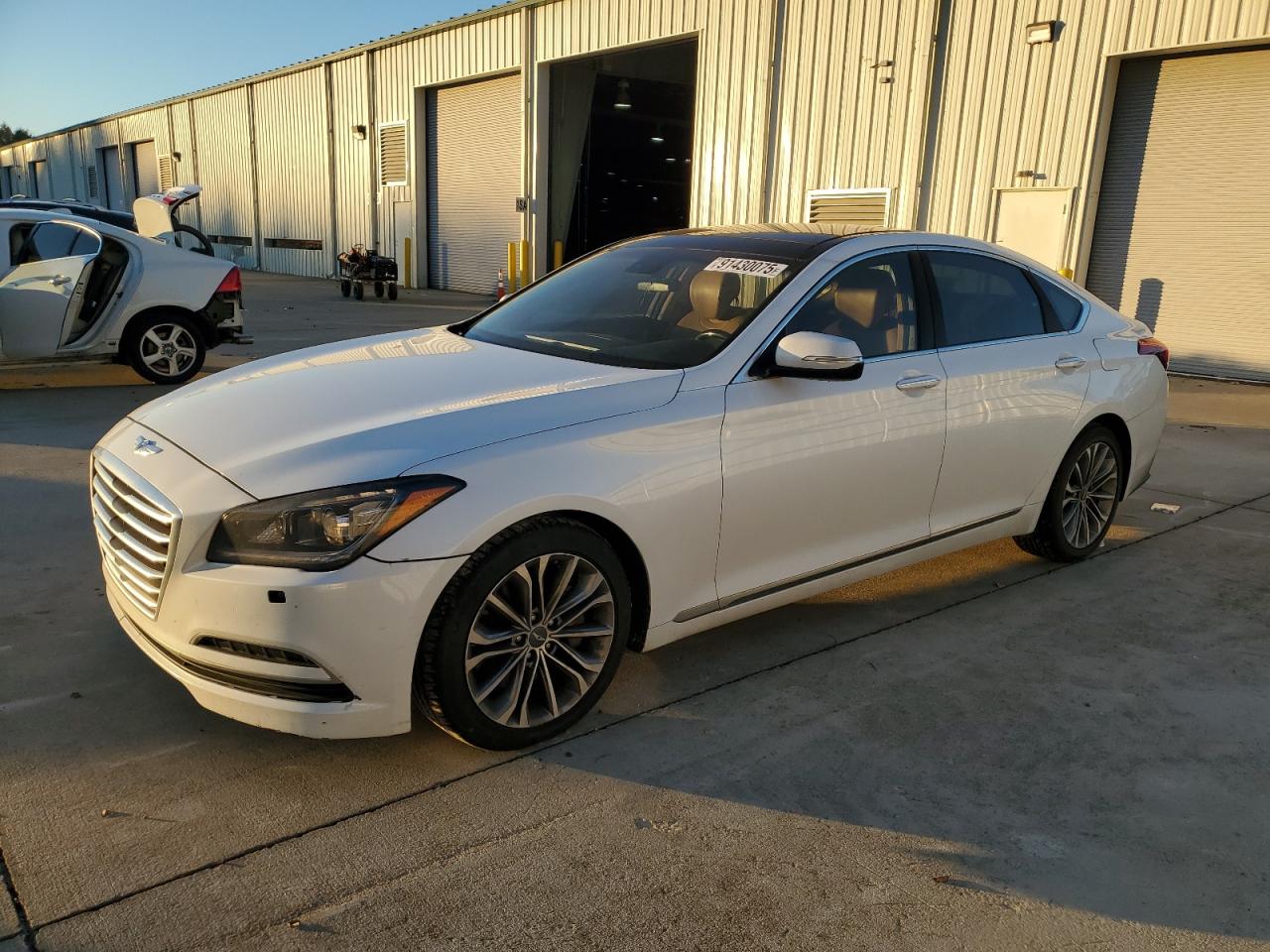 KMHGN4JE8FU050370 · 2015 HYUNDAI GENESIS