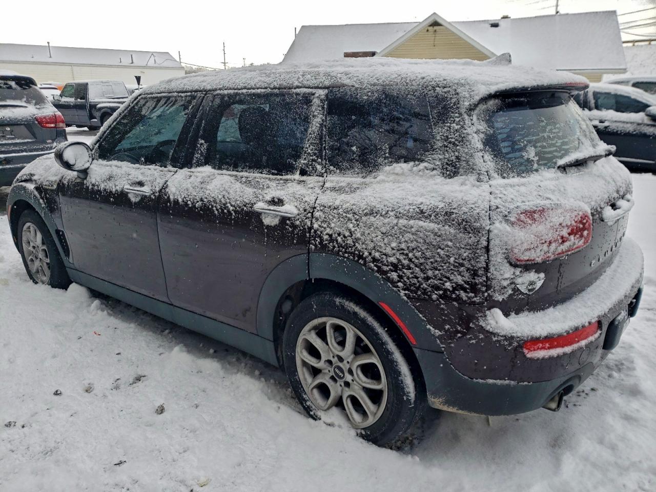 WMWLN5C52H2E32317 · 2017 MINI COOPER · 2/12