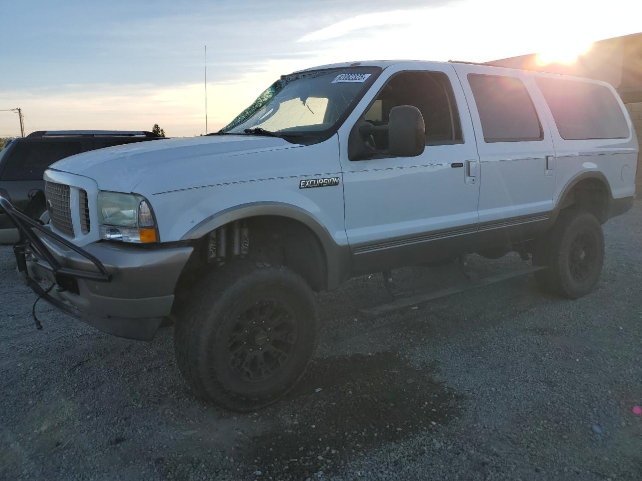 1FMSU45PX4EB83535 · 2004 FORD EXCURSION