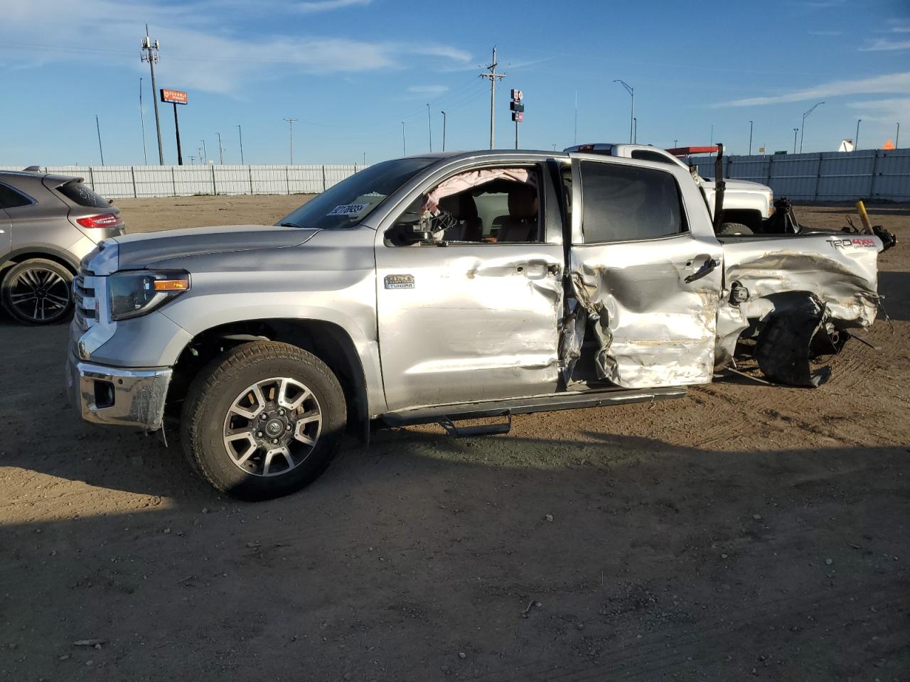 5TFAY5F17MX020317 · 2021 TOYOTA TUNDRA