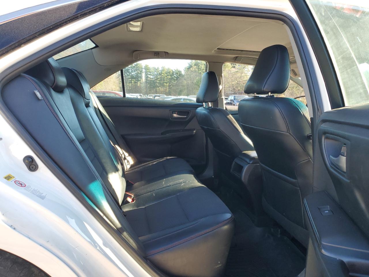 4T1BF1FK7GU527070 · 2016 TOYOTA CAMRY · 10/13