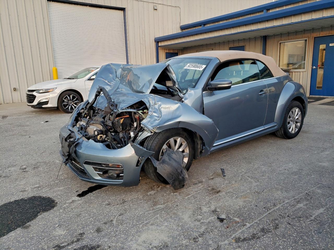 2019 VOLKSWAGEN BEETLE