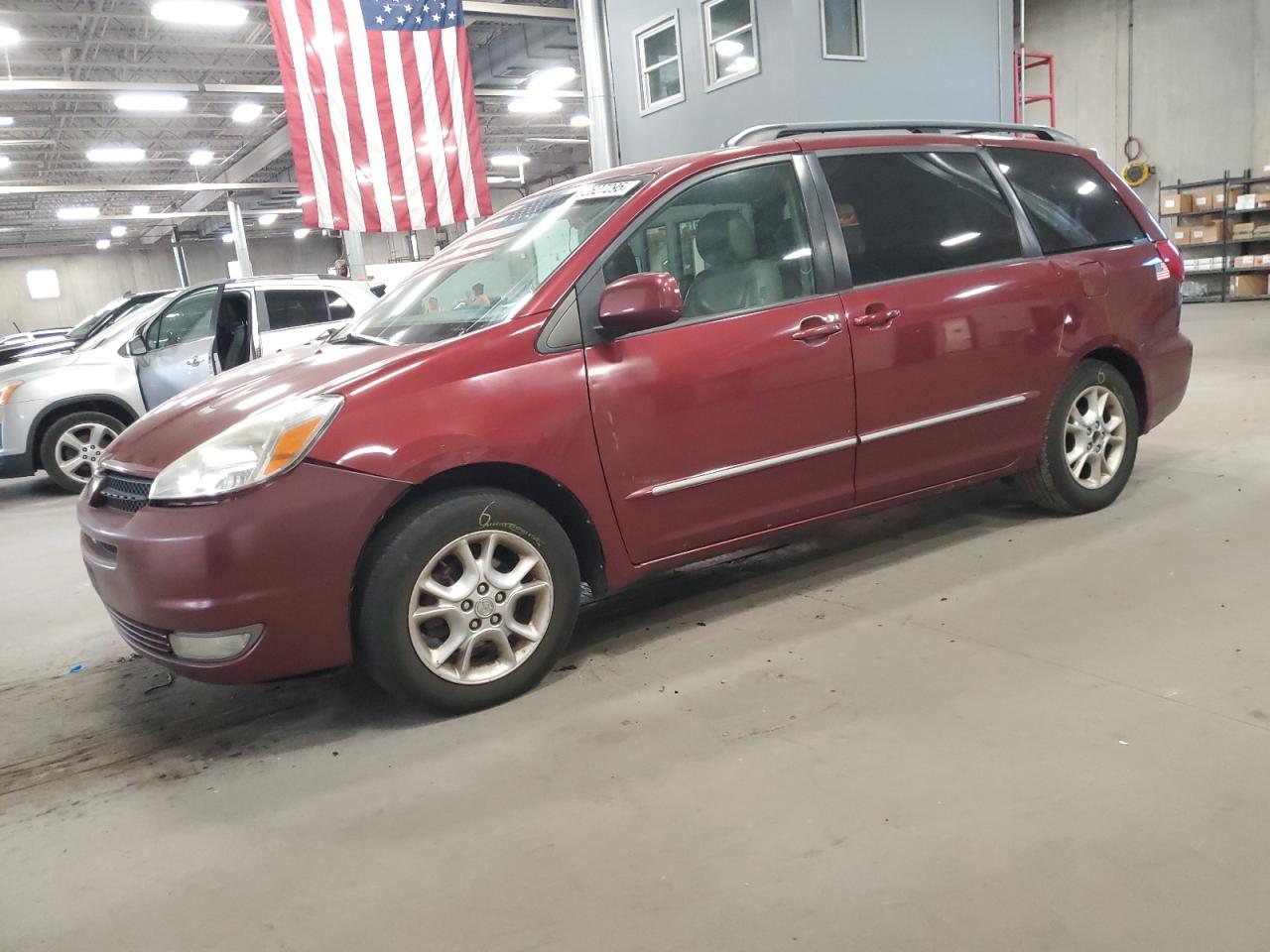 5TDZA22C95S236061 · 2005 TOYOTA SIENNA