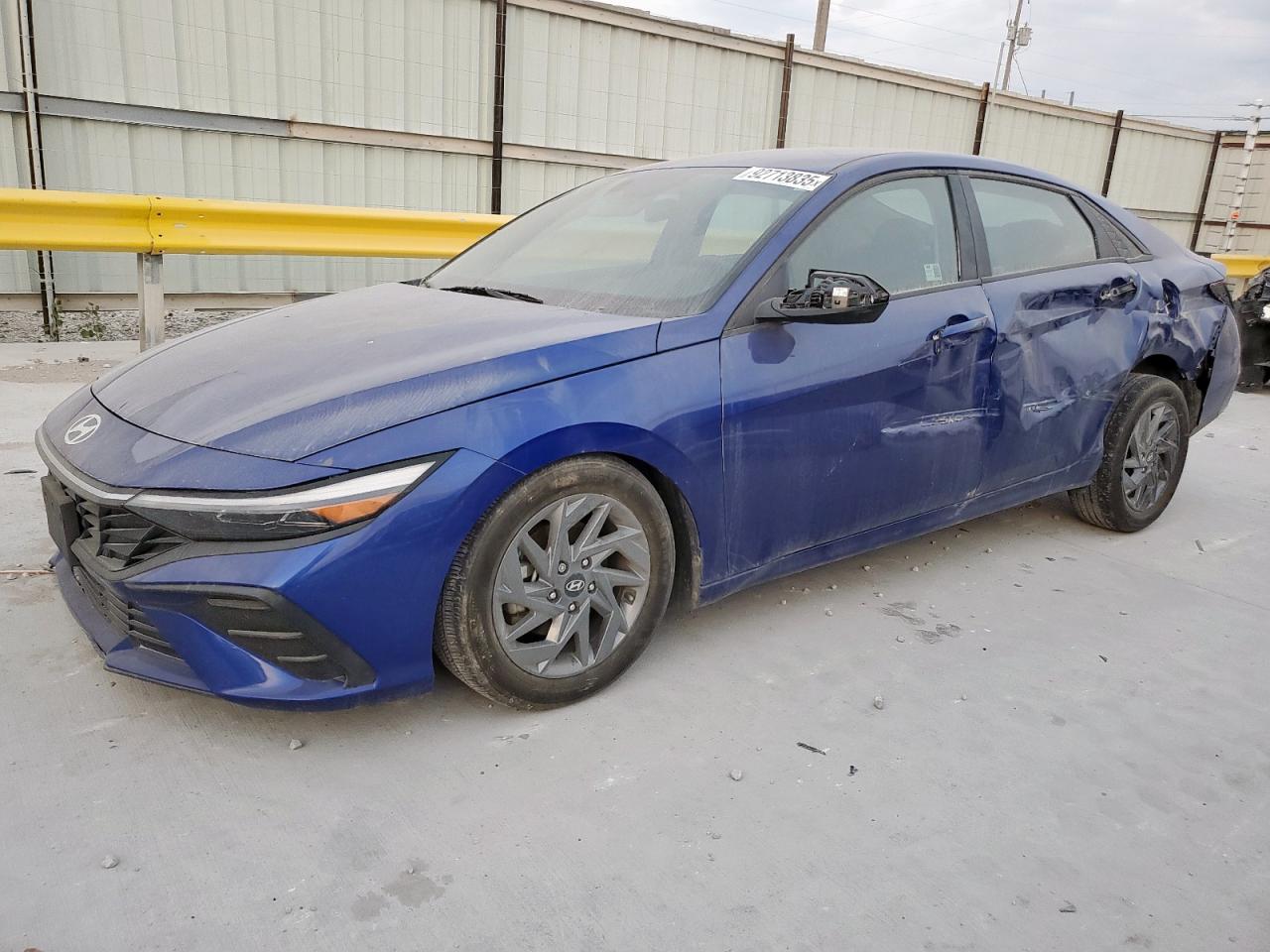 KMHLM4DG3RU724847 · 2024 HYUNDAI ELANTRA