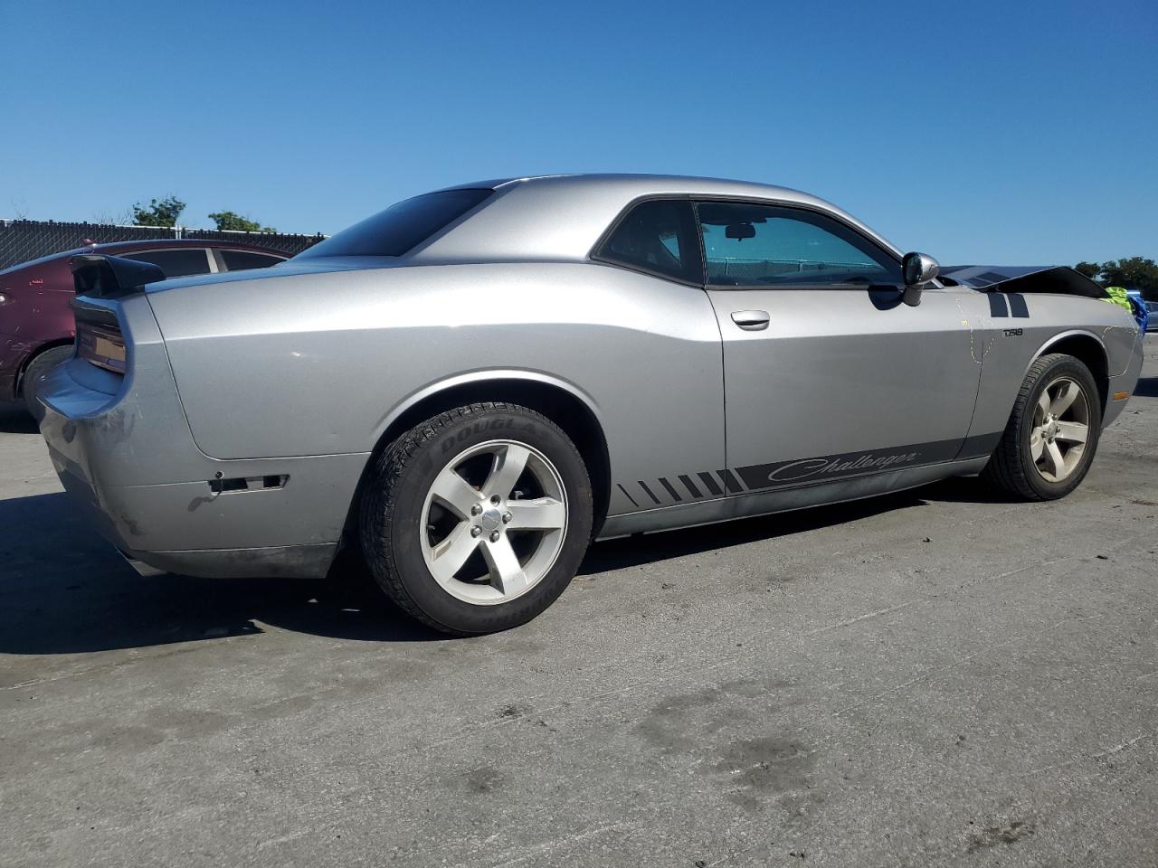 2B3CJ4DG6BH565653 · 2011 DODGE CHALLENGER · 3/13